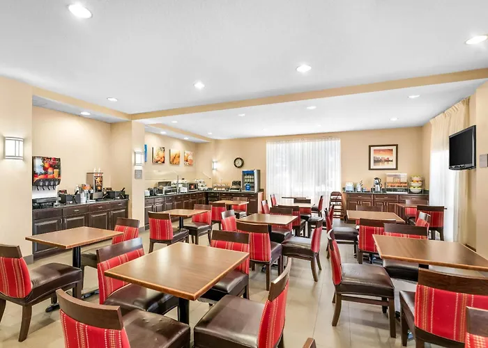 Comfort Suites Orlando International Airport